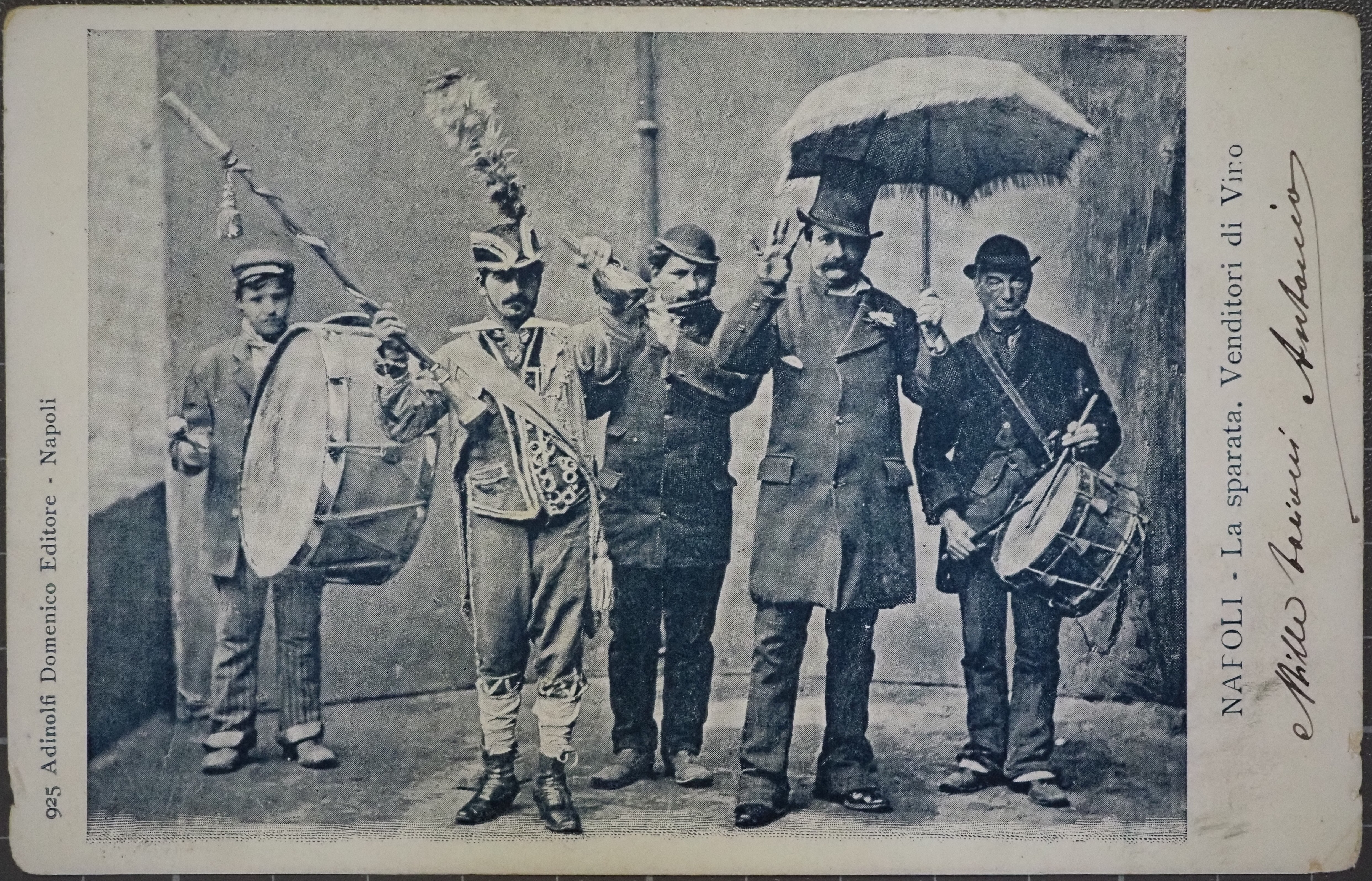 Cartolina di Napoli - La sparata. Venditori di Vino